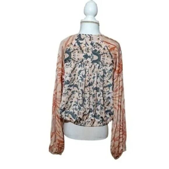 Free People Cruisin' Together Printed Boho V Neck Long Sleeve Cropped Top S - Picture 4 of 10